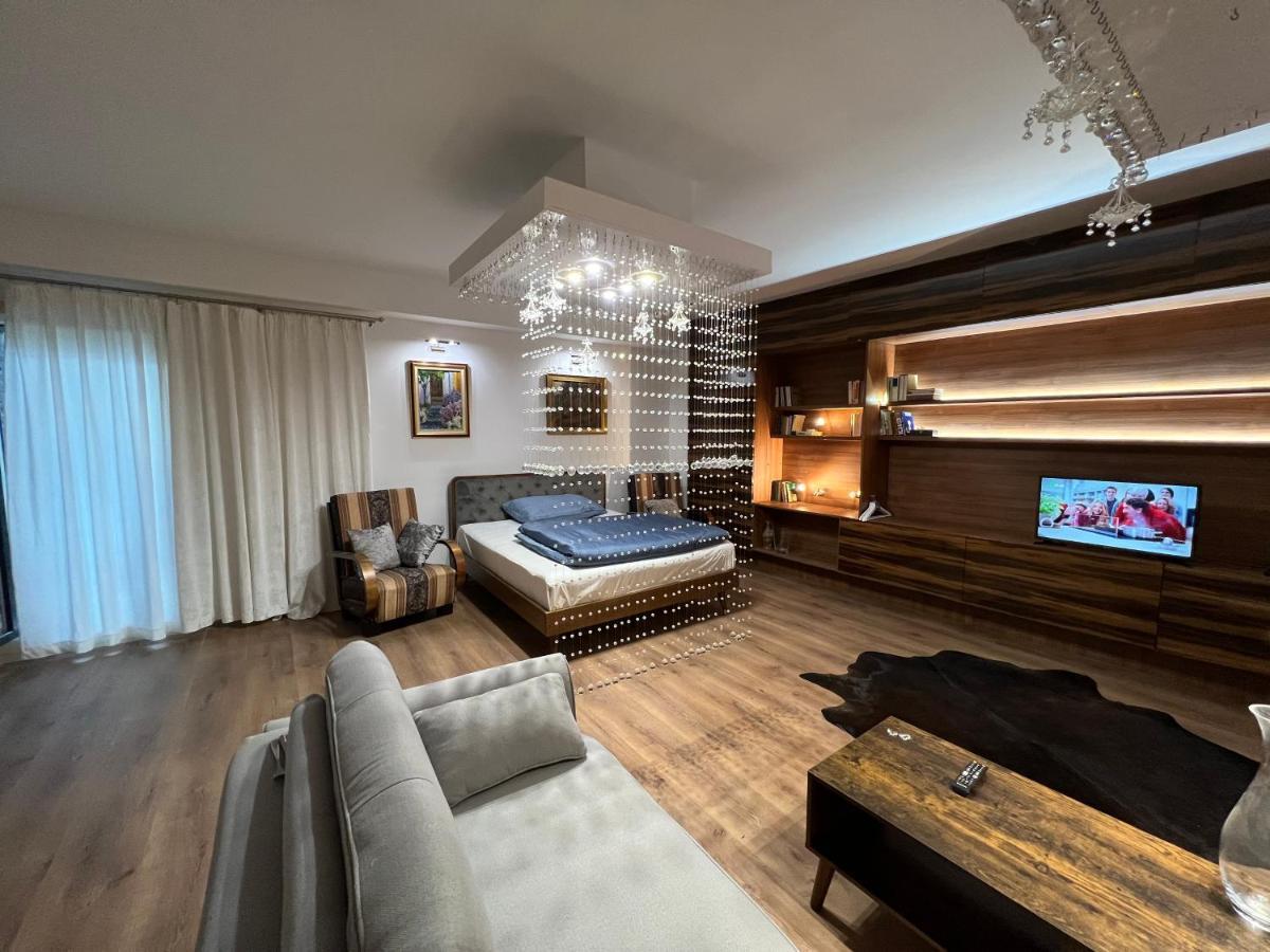 Business Box Apartment บราติสลาวา ภายนอก รูปภาพ
